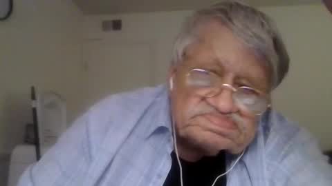 Snapshot of beautytomyeyes chatting on October 30, 1:06 am beautytomyeyes online show from October 30, 1:06 am