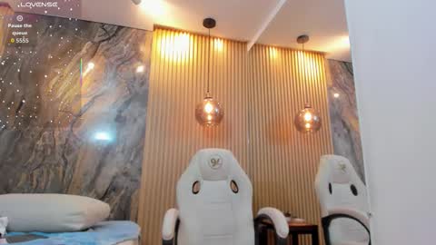 beca online show from January 17, 12:36 pm