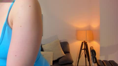 Am Becca online show from February 27, 12:09 pm