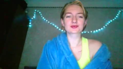 BeckiXJewelqw online show from May 29, 8:56 am