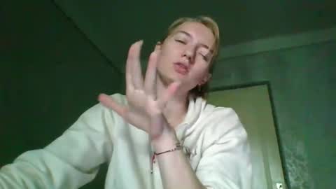 BeckiXJewelqw online show from May 14, 8:34 am