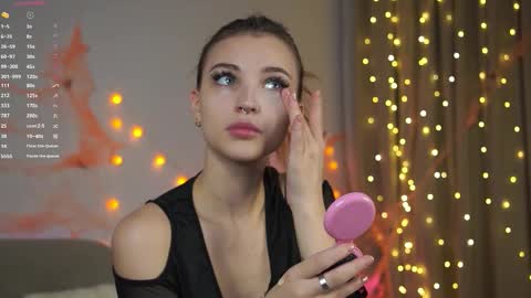 Melissa online show from November 23, 1:20 pm