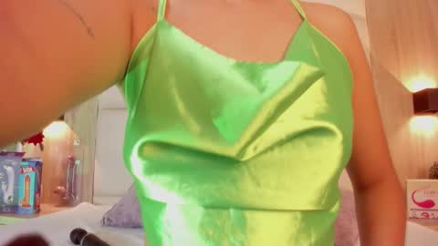 Bella cam online show from March 17, 7:08 pm