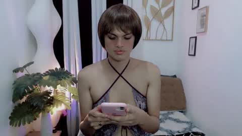 Bella Barbie online show from May 27, 5:15 am