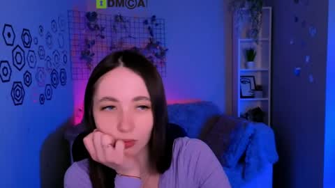 Bella online show from April 28, 12:20 pm