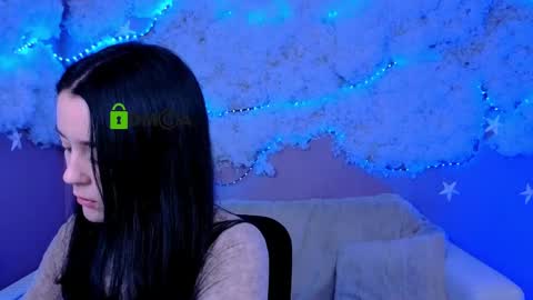 Bella online show from May 19, 7:10 pm