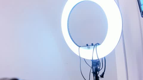  BELLA  online show from March 9, 3:11 am