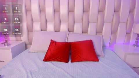 bella_peach_ online show from May 9, 5:35 am