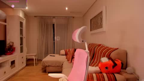 bella_pocahontas3 online show from September 26, 10:18 pm