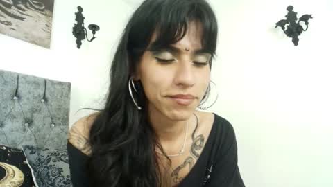 Bella online show from March 9, 2:05 am