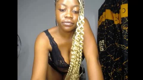 bella online show from May 26, 6:36 pm