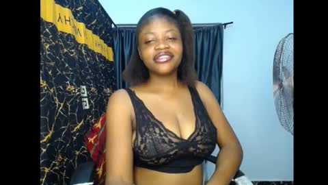 bella online show from April 6, 6:31 pm