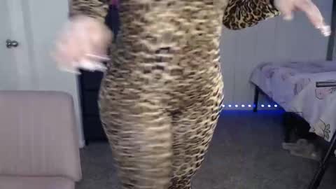 Bella Monroe online show from February 11, 4:55 am