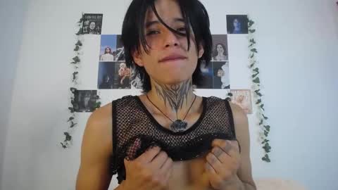 bellamy0955 online show from April 3, 10:28 pm