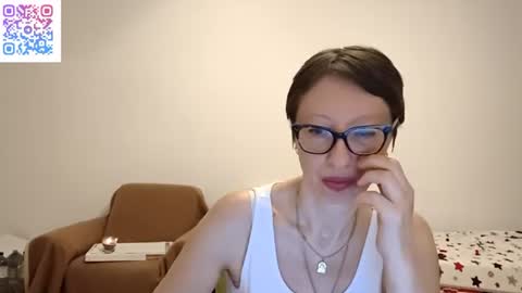Emma online show from June 30, 8:29 pm