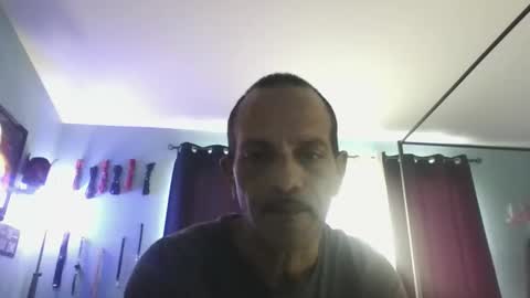 Bellaskeykeeper online show from March 22, 6:12 pm