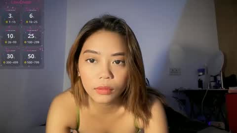 Snapshot of belle_pepper chatting on October 6, 1:34 am belle online show from October 6, 1:34 am