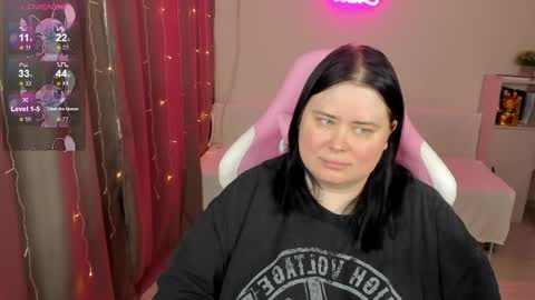 LinaBoo online show from April 9, 6:19 am