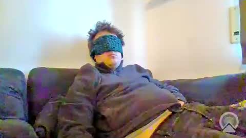 ben_2456 online show from April 9, 6:41 am