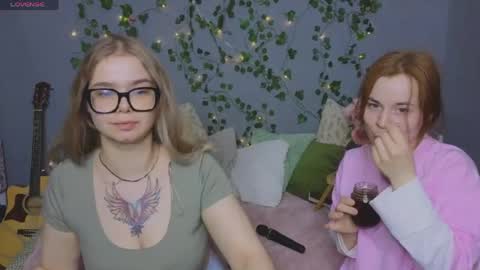 MARK  SOFIEKENDALL  NATHAN online show from April 18, 7:07 pm