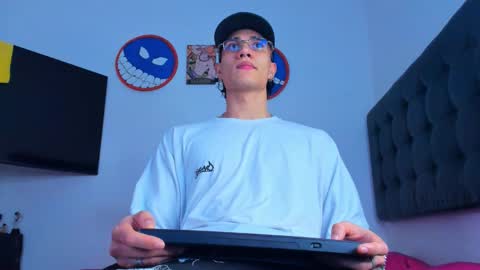 benjamin_calloway online show from February 28, 11:45 pm