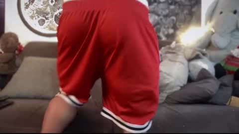 benjamincooperk online show from December 5, 10:51 pm