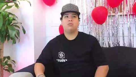 bennett_alejoo online show from February 15, 5:44 pm