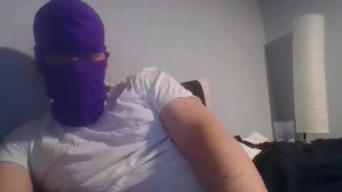 bennybueno online show from March 4, 12:40 am