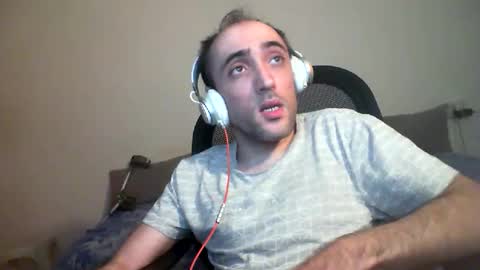 bentish online show from November 10, 4:43 pm