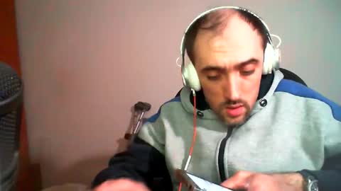 bentish online show from February 9, 4:18 pm