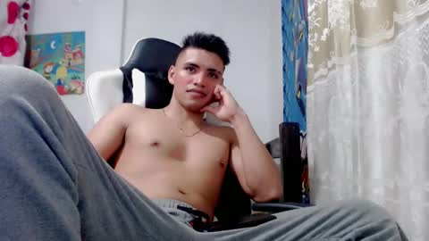 Bergon77 online show from January 27, 11:00 pm