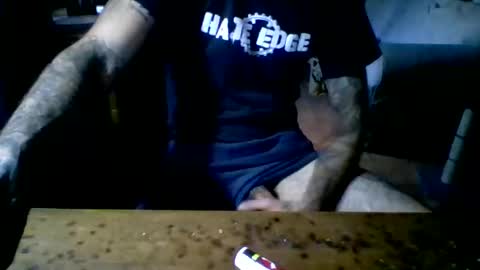 bernichaos77 online show from May 6, 6:36 pm