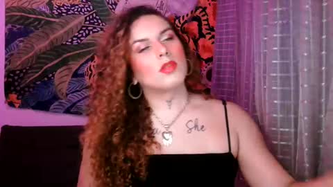 bettytaylor23 online show from June 2, 10:56 pm