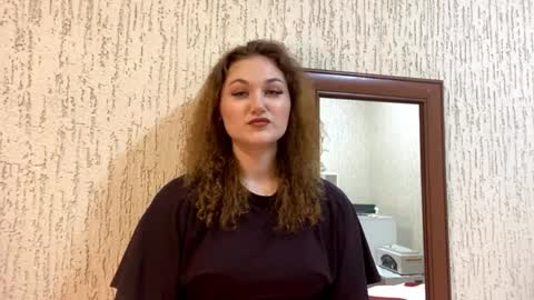 Sophie online show from April 4, 8:32 am