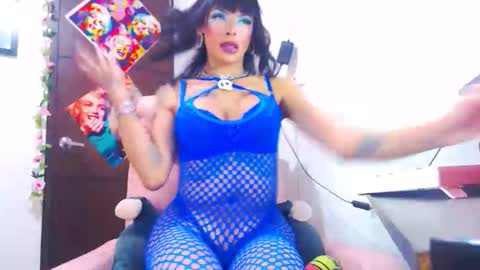 INSTA dannacampuzanno ONFNS dannacampuzano online show from April 26, 5:49 am