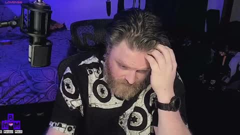 Bi Master Mack online show from April 3, 5:25 am