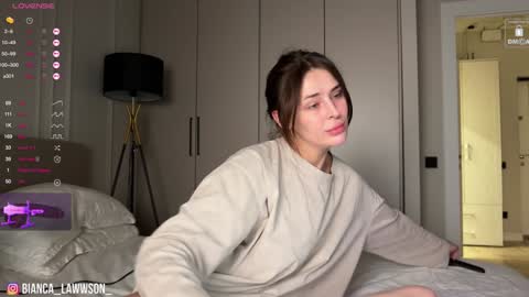 Bianca  online show from December 8, 10:14 pm