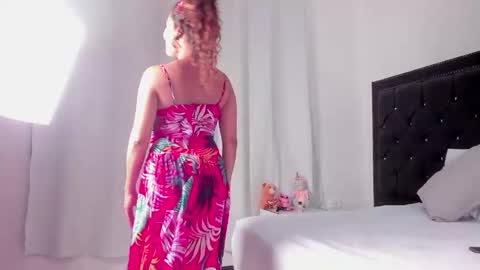 BiancaFords online show from April 28, 2:32 pm