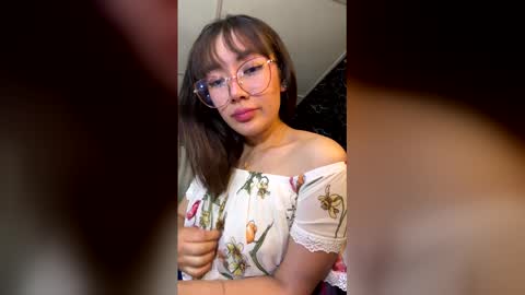 Bicha online show from December 18, 7:36 am