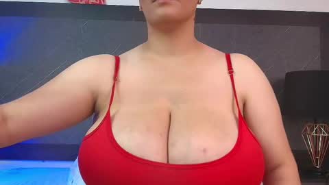Snapshot of big_tits_in_your_face chatting on February 19, 8:10 pm Tell me Sophia  online show from February 19, 8:10 pm