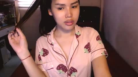 Mia online show from September 11, 4:58 am