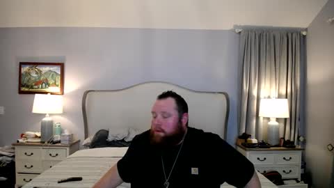 Snapshot of bigboi1o11 chatting on February 23, 8:17 am Bigboi1o11 online show from February 23, 8:17 am