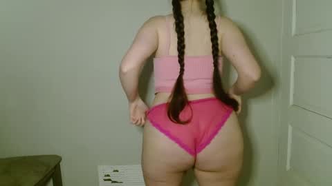 Isabella online show from March 19, 6:19 am