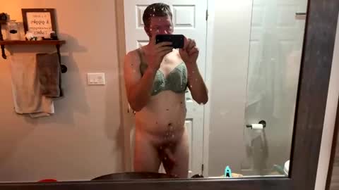 Snapshot of bigcam3cummins chatting on January 20, 2:32 am bigcam3cummins online show from January 20, 2:32 am