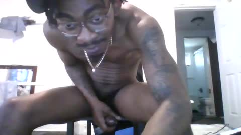 bigcockjohn36 online show from September 10, 11:55 am