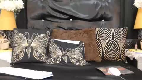 HOLLY online show from June 4, 2:56 pm