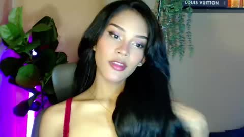 katherine Pierce online show from December 3, 6:41 pm