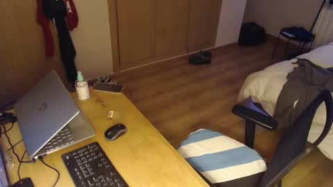 bigcok35spain online show from February 10, 5:52 pm