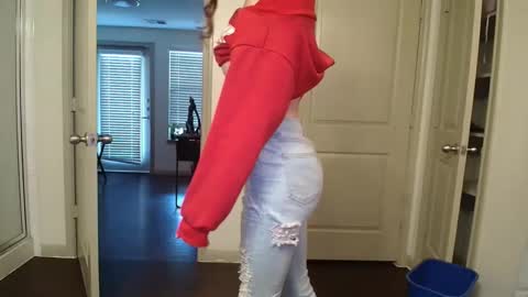 bigdicktrannynicole online show from October 2, 8:07 pm