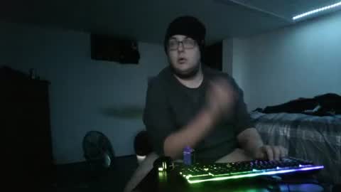 bigdog_187 online show from December 27, 8:35 am